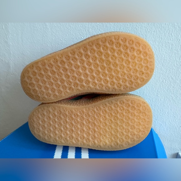 Toddler Adidas Gazelle in Green/Orange. Like new, worn only once. Size 5K. - Picture 4 of 4